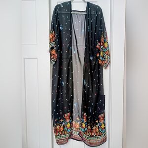 Floral Sheet  Black Kimono